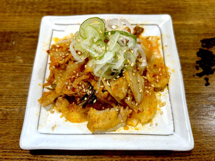 キムチと豚バラの組み合わせ、この悪魔的おいしさは誰が考えたのか。