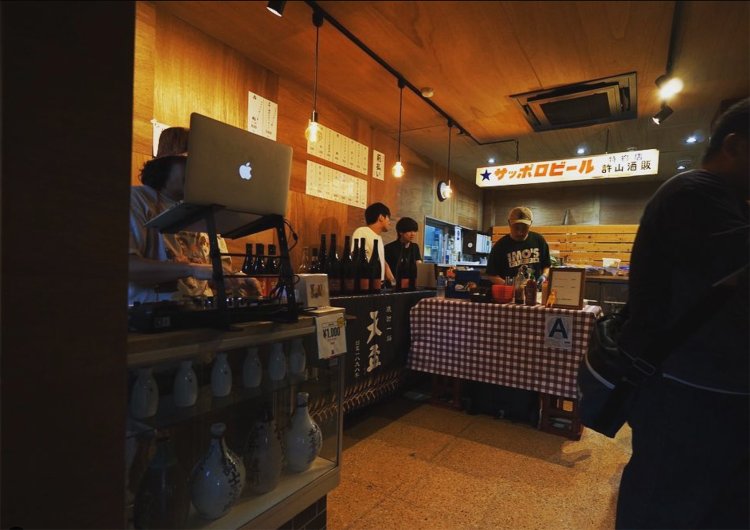 DJイベント「ask me now!」の様子。