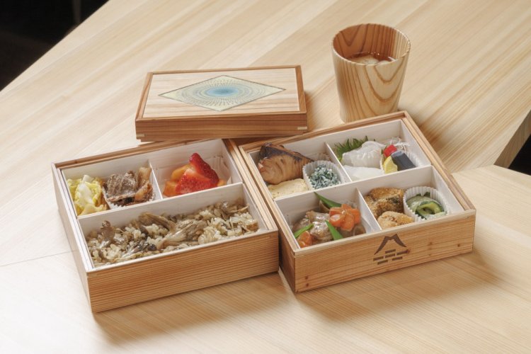 福岡から大分への旅路～地域の食材を中洲 松のフィルターを通して（和食）。