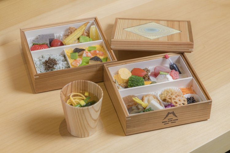 福岡・大分の旬を感じるコース仕立てのお弁当（和食）。