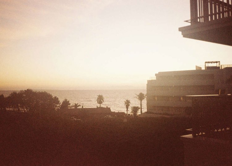 【camell】「LomoChrome Color ’92 Sun-kissed」レビュー