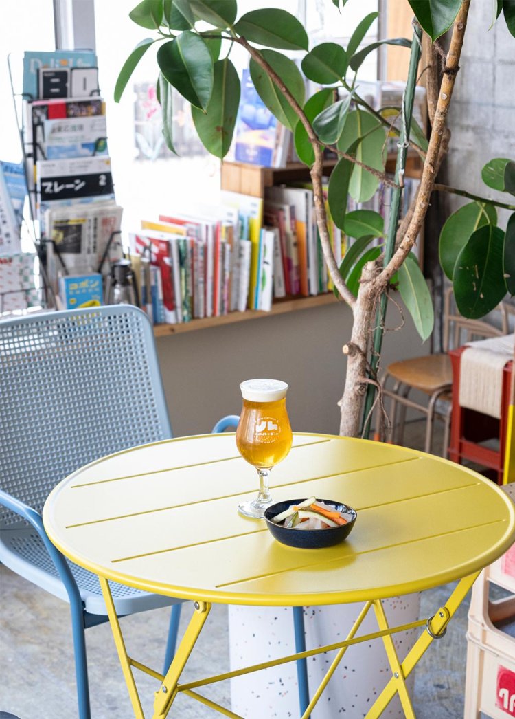 思案坂800円、自家製！　群馬な野菜のピクルス500円。