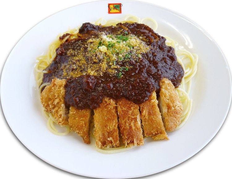 高崎パスタの代名詞「シャンゴ風」。ボリュームが多いのも特徴でSサイズでも150ｇある。