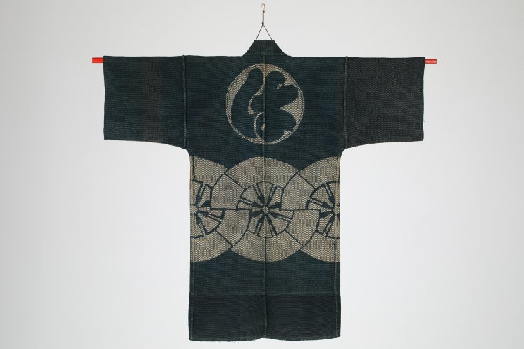 一番組は組町頭刺子半纏（いちばんぐみはぐみまちがしらさしこばんてん）。