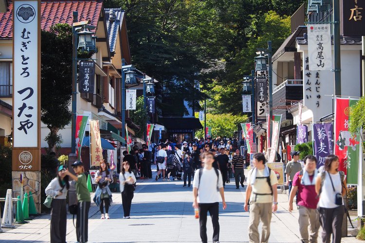 山麓の商店街。