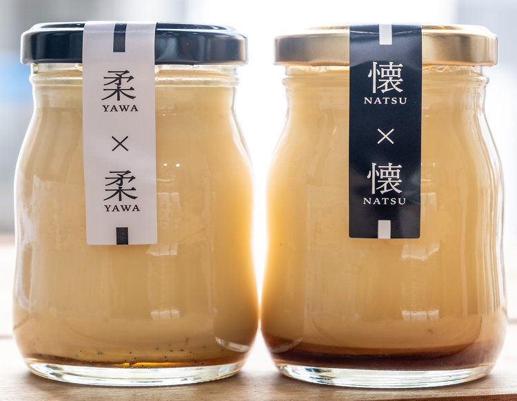 食感の異なるプリンは柔×柔453円と懐×懐421円の2種。