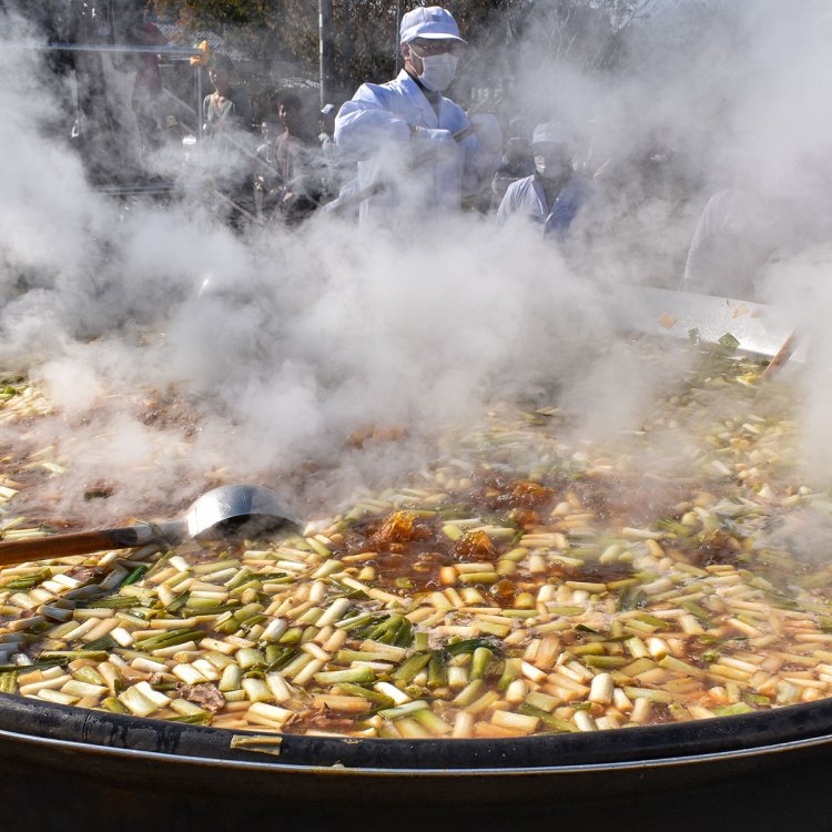 直径2.5mの大鍋（写真提供＝下野市商工観光課）。