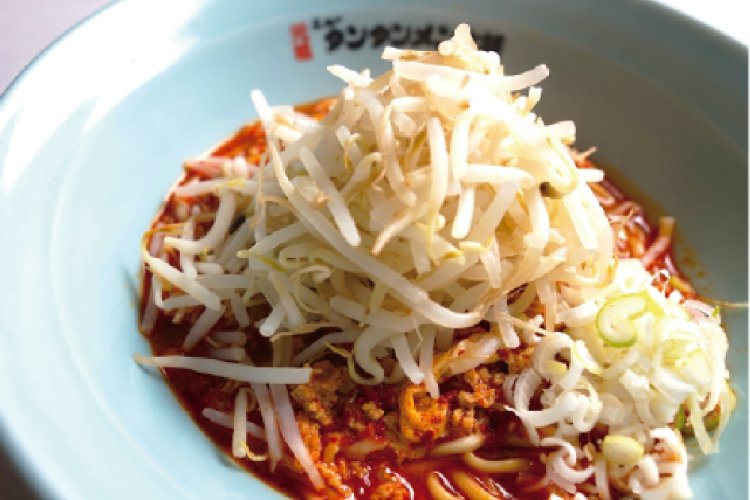 ニンニクがガツンと効いていてインパクト大の「元祖ニュータンタンメン」。