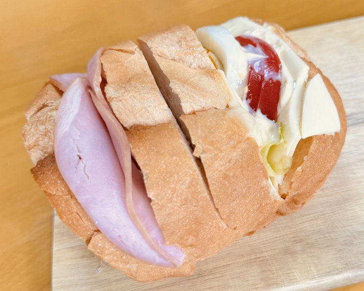 ボリュームありすぎなロースハムフランス。