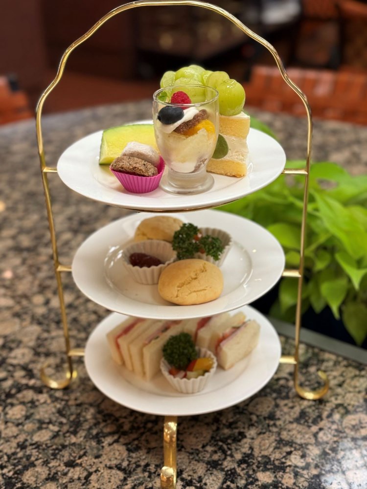 トッピングも絶妙な厳選素材のアフタヌーンティー・セット3500円。