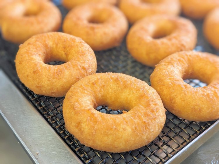 甘い香りと明るいきつね色に引きつけられ、うっとりしてしまう。