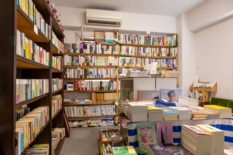 古本はエンタメ系も揃う。