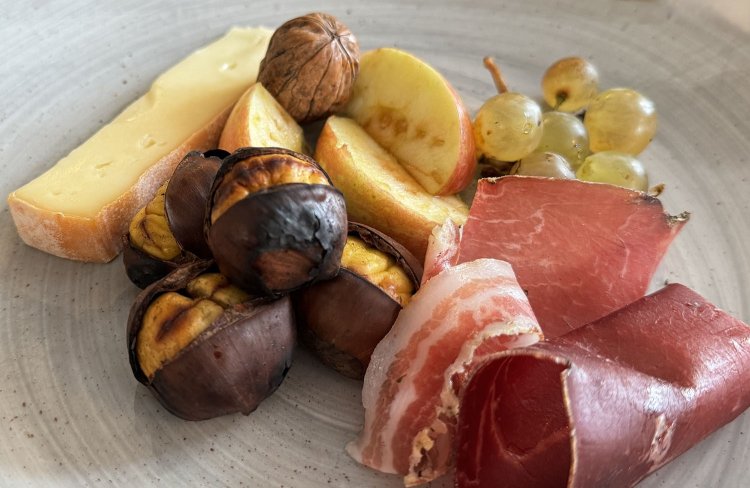 小皿に盛っていただきます！