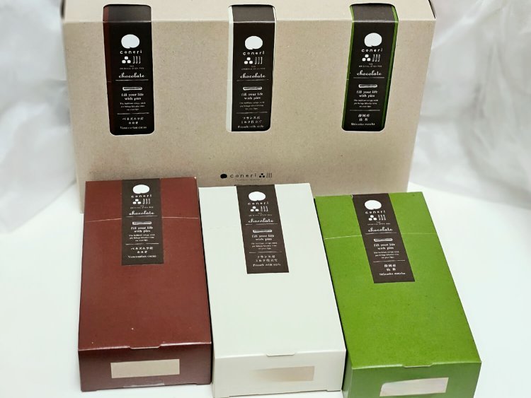 品川限定 こねり3箱セット2592円。