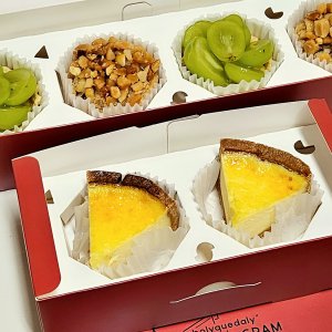 【東京駅限定】グランスタに新オープン！ 『AM STRAM GRAM nobolyquedaly』のかわいいタルト～黒猫スイーツ散歩 手土産編～