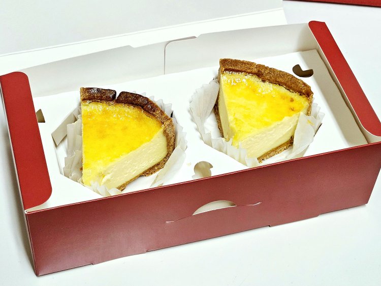 クリームチーズのタルト1個500円。