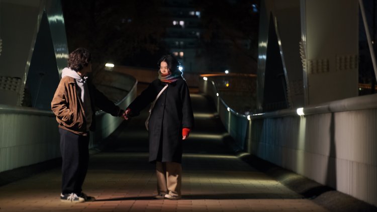 （C）belly roll film