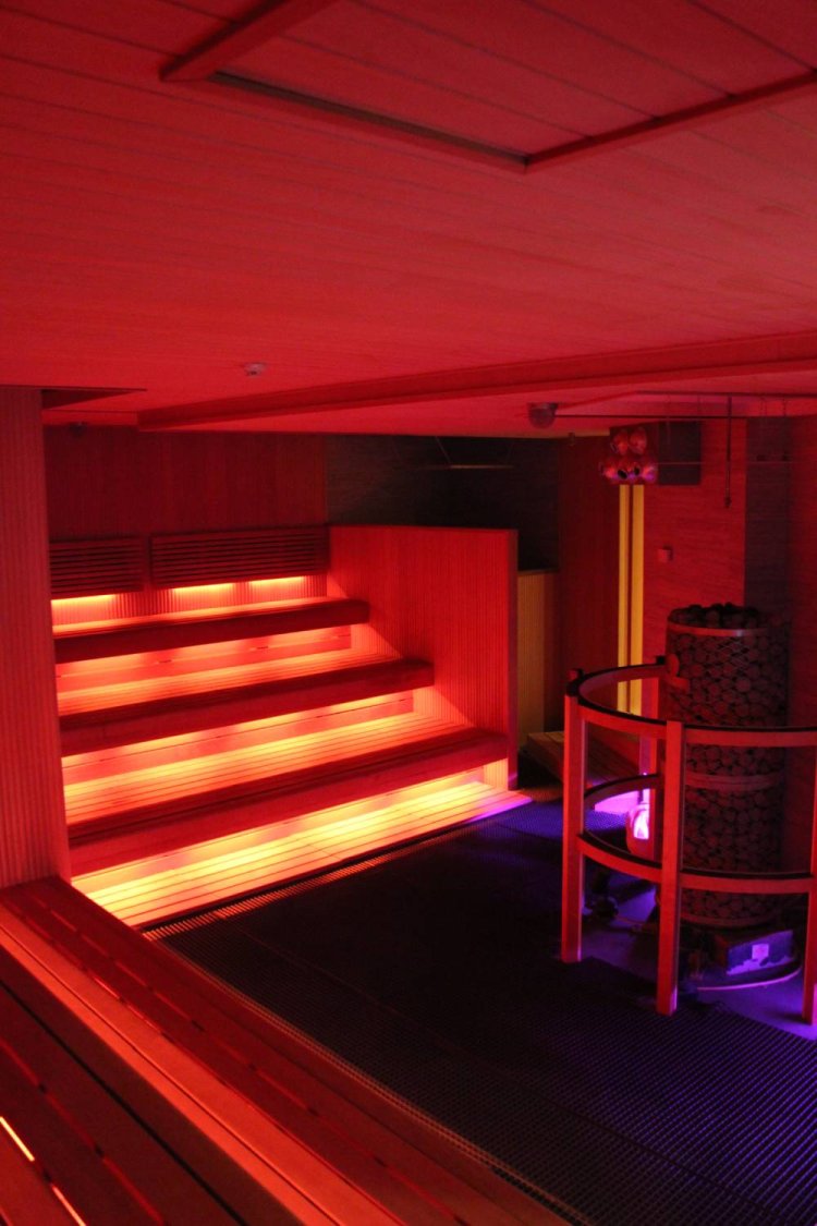 ニュージャパン梅田店