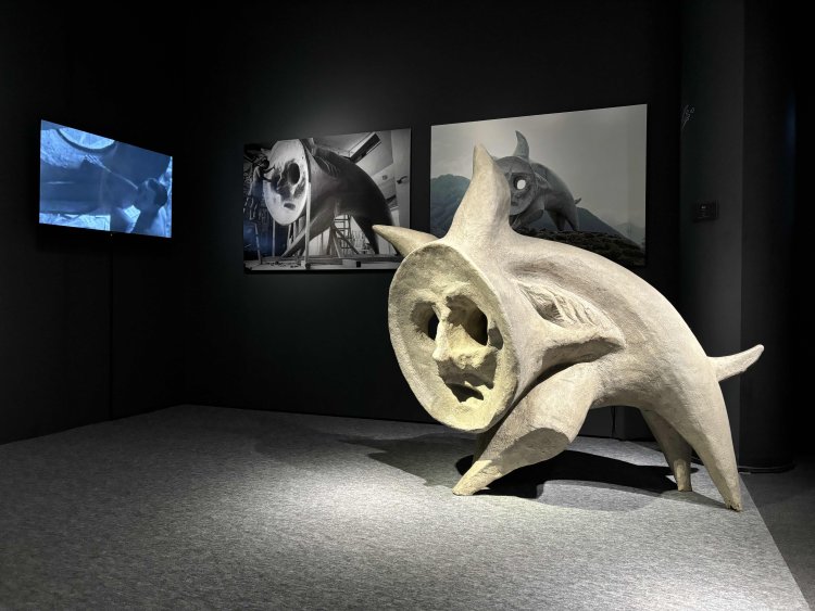 第1展示室の岡本太郎『動物』。