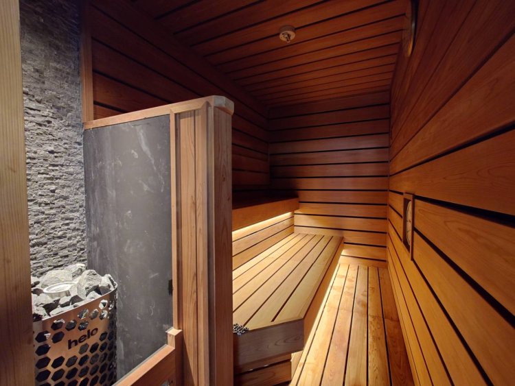 サウナ室は強制排気をしており、息苦しさは感じない。