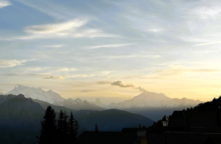 マッターホルンが見えた夕景。