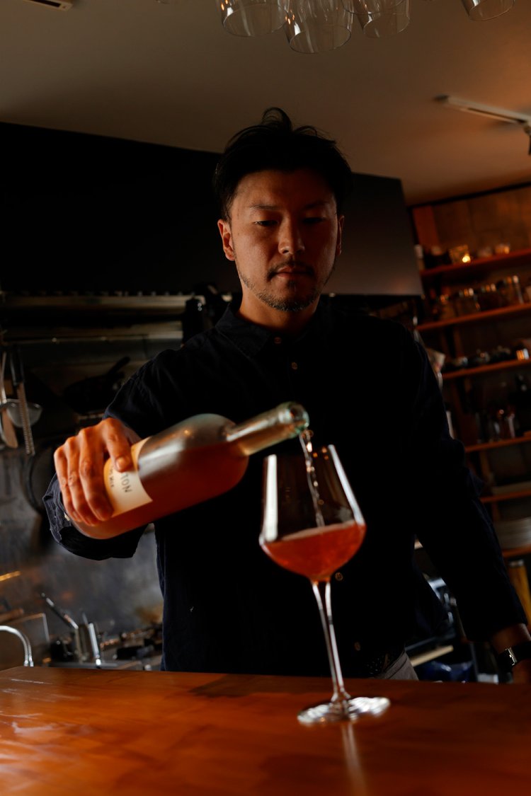 店主の中澤さん。