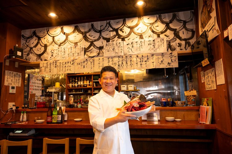 橋岡さんの名前の「輔」と兄の店の「まる」を合わせて『まるの輔』と命名。