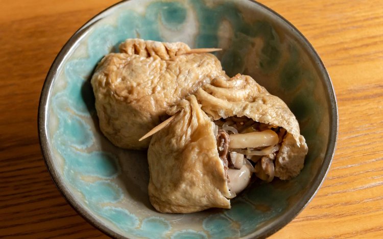 『小田原屋』（東京都文京区本駒込）のすき焼袋。