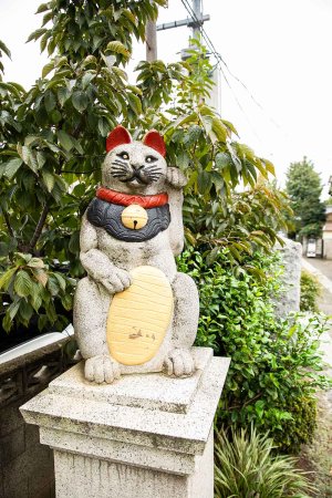 【散歩の達人】猫ゆかりの寺社で猫パワーを浴びよう