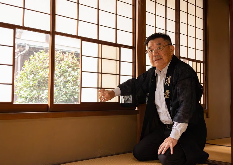 津雲さん。「猫ならこのくらい自分で開けられます」。