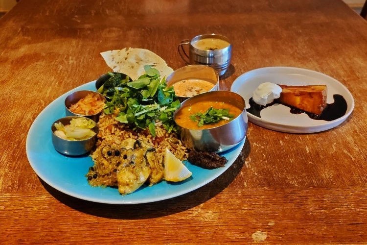 BIRYANI SHOKUDO（ビリヤニ しょくどう）