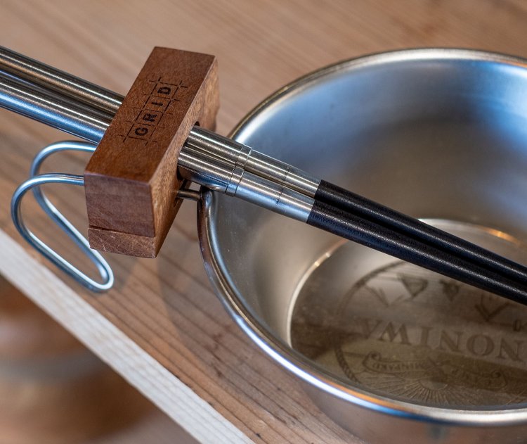 山の箸休め1760円など気の利いたオリジナル商品も人気だ。