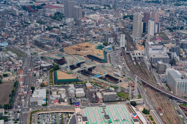 リニア中央新幹線神奈川県駅（仮称）の予定地。工事現場の一角に、「さがみはらリニアひろば」が整備されている（写真提供＝JR東海）。