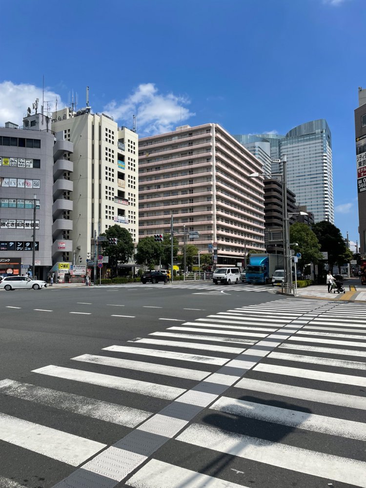 ミニマムなデザインが目を引く。