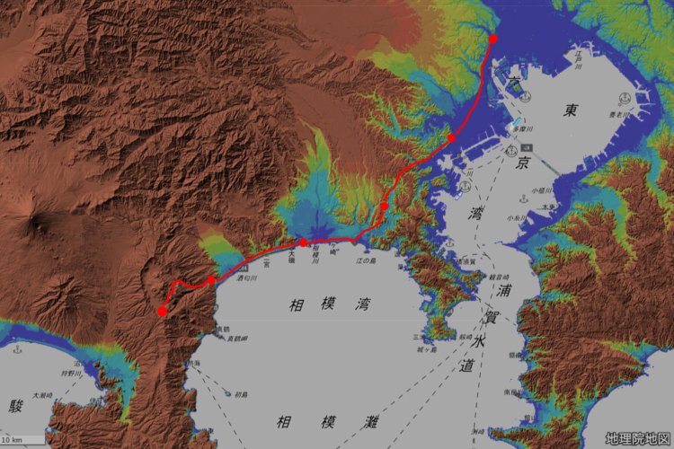 国土地理院地図の標準地図に標高図・陰影起伏図を重ねて加工。