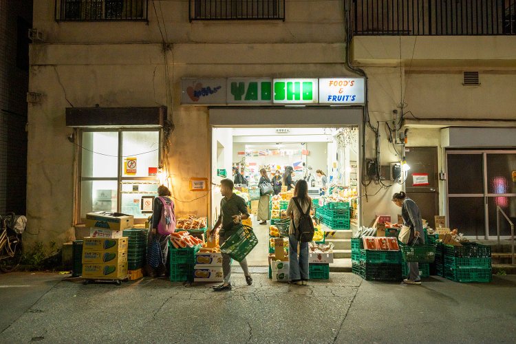 錦糸町でも最古といわれるタイ食材店『ヤオショー』。いまではアジア全般の品を扱う。