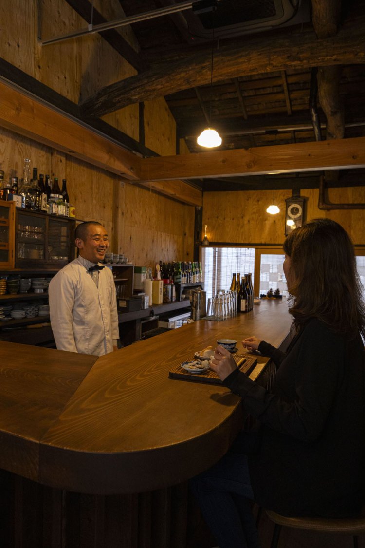 店主の大野尚人さん。この長屋を一目見て出店を決めたという。