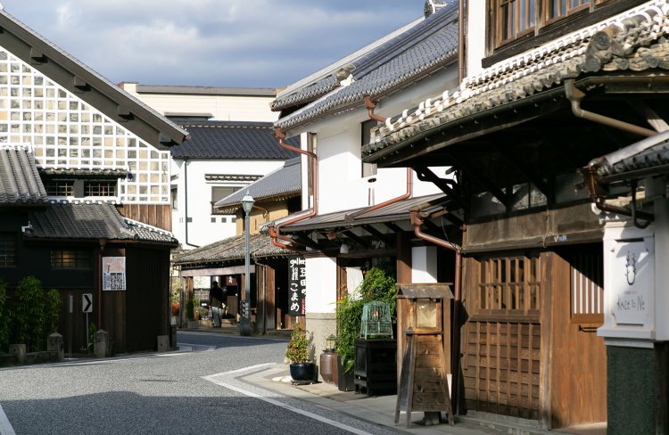 国の伝統的建造物群保存地区に選定されている日田市の豆田町（撮影＝草野清一郎）。