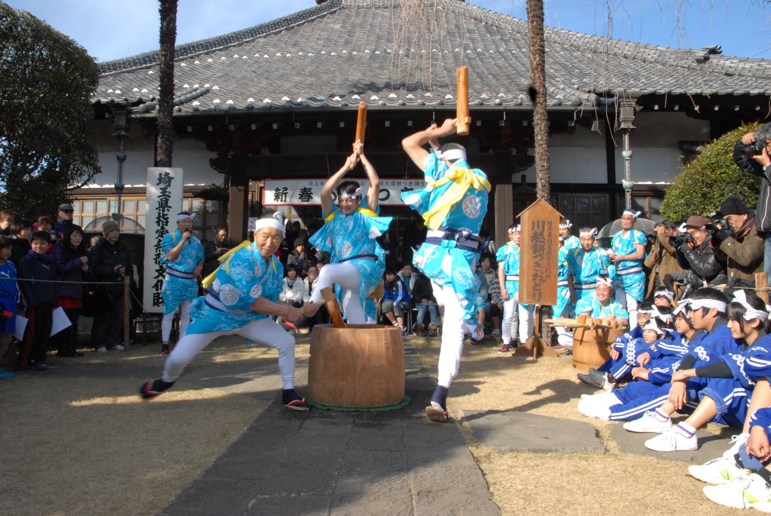 120108・南大塚の餅つき踊り (127)