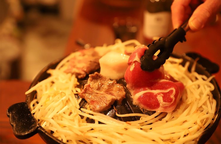 【散歩の達人】この距離感こそ三角地帯