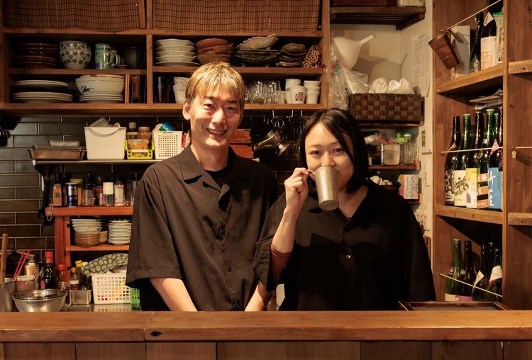 長尾松雄さん、麻菜実さん夫妻。