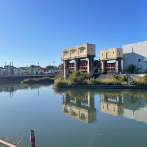 その三角地帯には何がある？ 足立区と八潮市の河川・用水路合流地点を巡る【「水と歩く」を歩く】