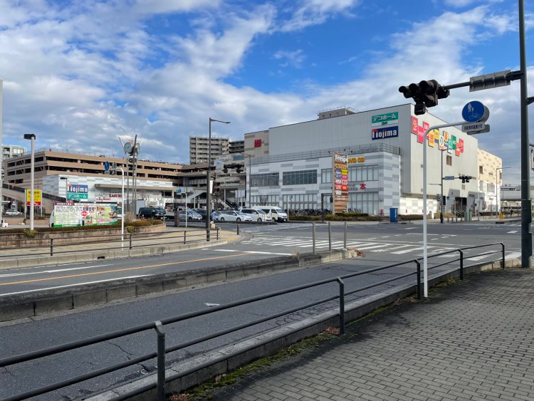 八潮駅北側の商業施設『フレスポ八潮店』。漫画のネームを描くのにここの『サンマルクカフェ』には大変お世話になった。