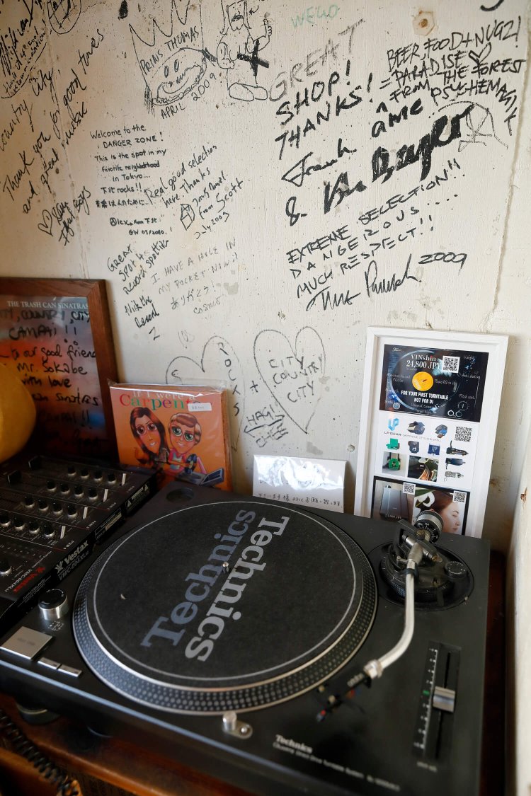 『CITY COUNTRY CITY』店内。