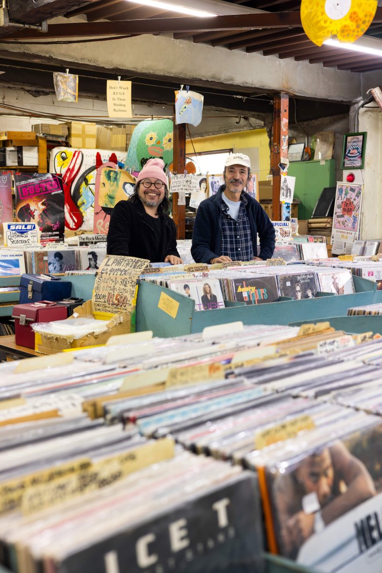 『フラッシュ・ディスク・ランチ』店内。