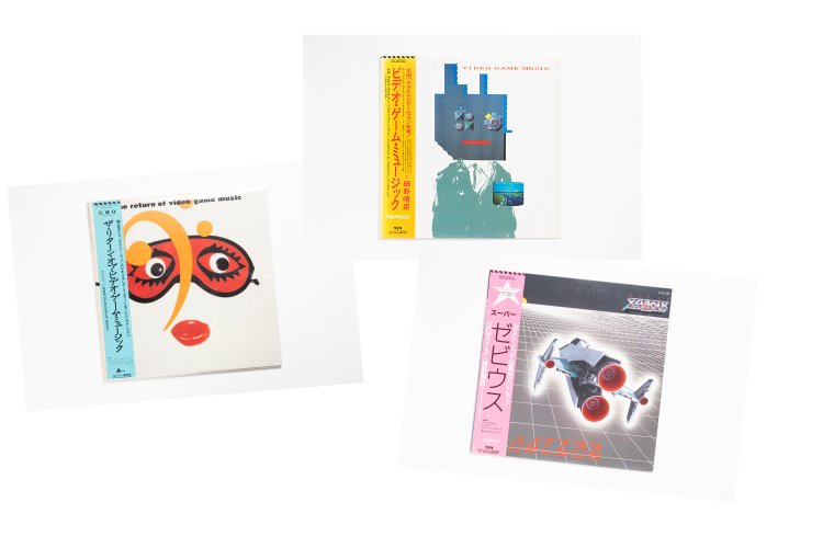 ゲーム音楽の世界を変えた伝説の『ビデオ・ゲーム・ミュージック』などのLP。細野晴臣氏らが参加して業界を驚かせた。LPは飾るだけでもエモさ満点。