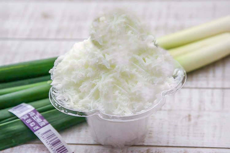 これは気になる！　凍らせたネギを削ったスイーツ「深谷の雪のようなねぎごおり」。