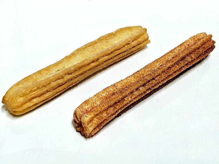 FLAVOR CHURRO プレーン、レッドストロベリー。