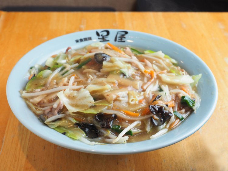 尼崎あんかけチャンポン990円。通常のチャンポンもある。