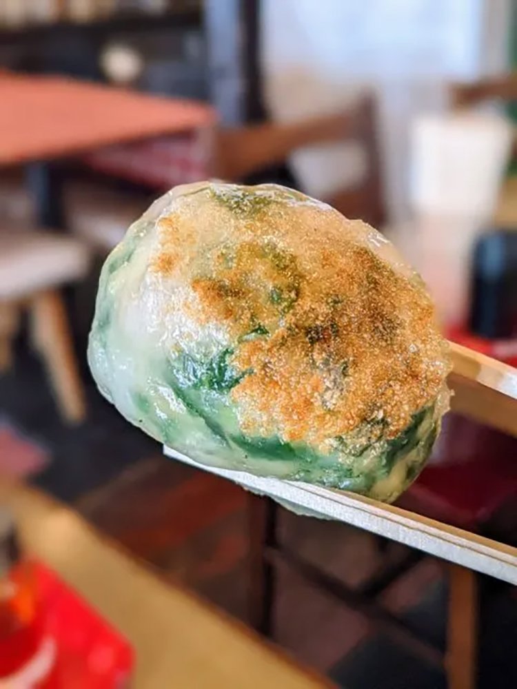 【酒場ナビ】福生「韮菜万頭」